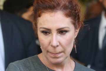 Carla Zambelli comemora sucesso em campanha de financiamento coletivo antes de partir