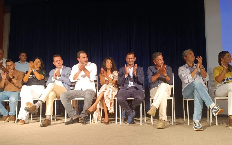 Aécio Neves fortalece presença no Rio Grande do Sul e reforça alianças do PSDB.