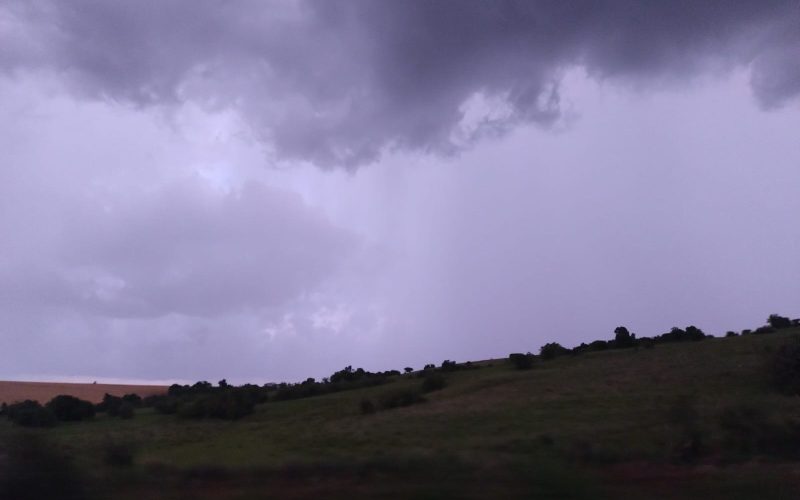 Tempestade de granizo é esperada no Rio Grande do Sul com a chegada de frente fria na sexta-feira (6)