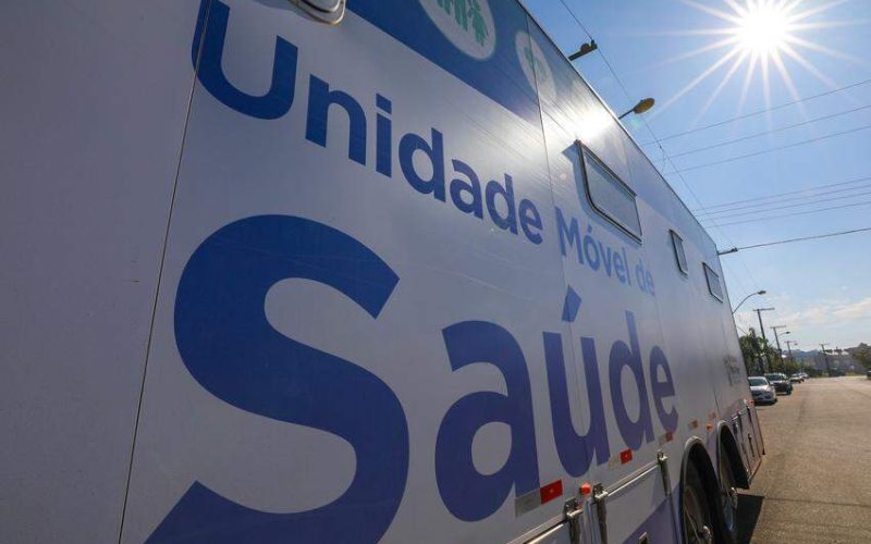 Unidades de saúde móveis levam atendimento aos bairros Santa Tereza e Lomba do Pinheiro hoje em Porto Alegre