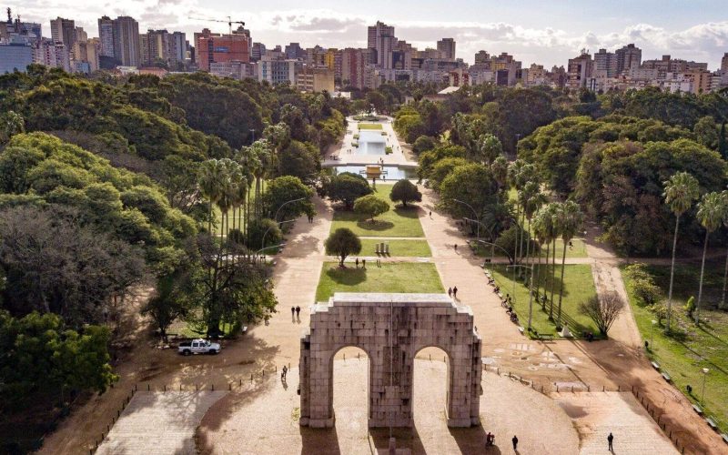 Evento festivo comemora aniversário de 254 anos da capital gaúcha no Baile da Cidade neste fim de semana.