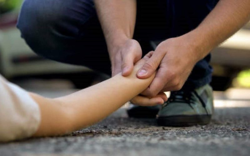 Tragédia no Centro de Porto Alegre: Mulher é fatalmente atingida por ônibus coletivo