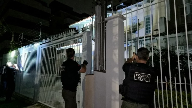 Antigo vereador de Porto Alegre é detido em ação contra irregularidades em licitações