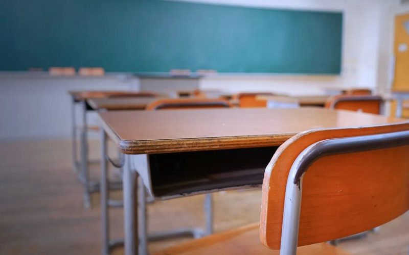 Prazo para inscrições em seleção simplificada de docentes é estendido em Porto Alegre