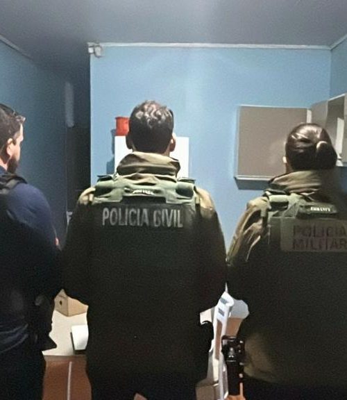 Jovem de SC é alvo de investigação do MP-RS por ligação a ideais extremistas e exploração de adolescentes